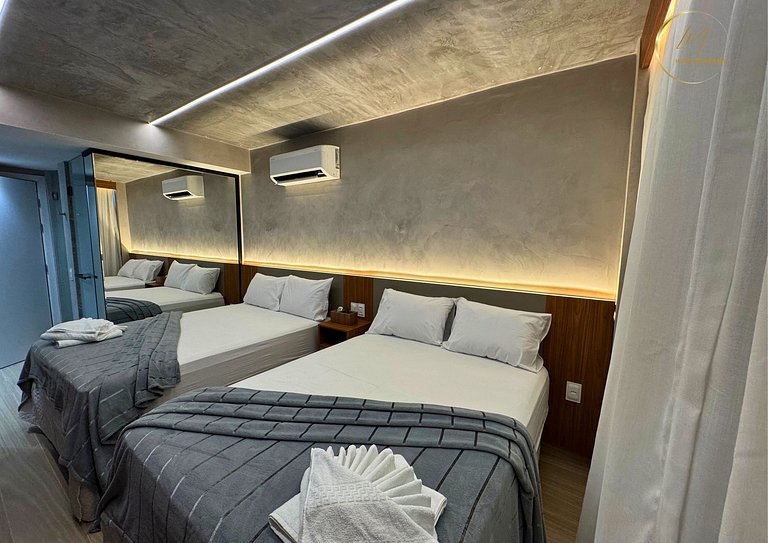 LM Setai Yacht 428