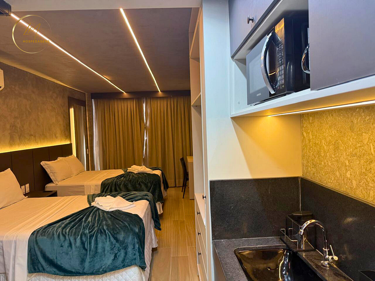 123 LM Setai Yacht